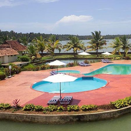 Aquasserenne Kollam Exterior photo